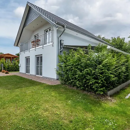 Seeglueck 1 Am Tollensesee *