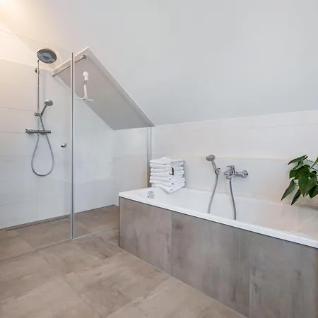 Tatil Evi Seeglueck 1 Am Tollensesee